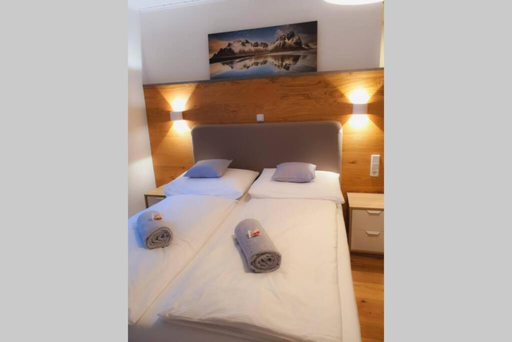 Tiny Kozma Apartment ボーデンスドルフ エクステリア 写真